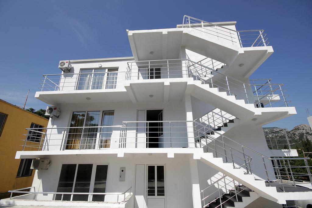 Victoria Apartment Sutomore